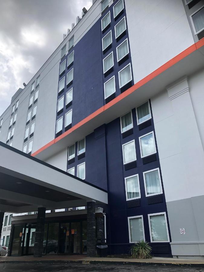 Comfort Inn & Suites Alexandria West Exterior foto