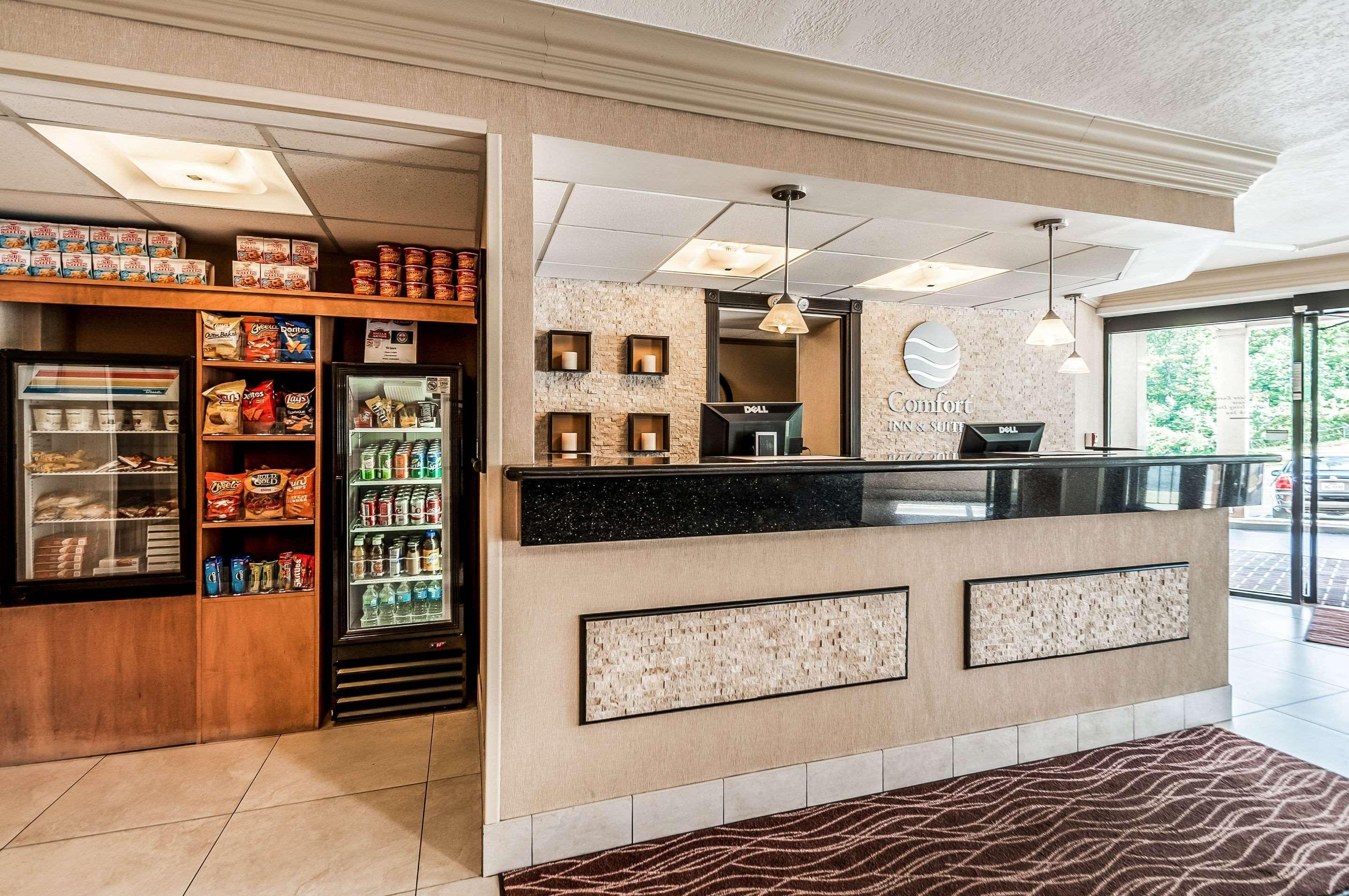 Comfort Inn & Suites Alexandria West Exterior foto